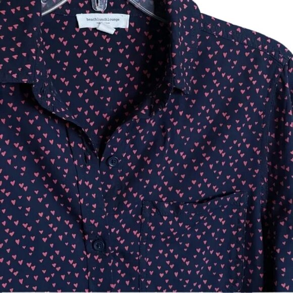 beachlunchlounge Women's Navy and Pink Heart Print Blouse Size S/P - Picture 2 of 6